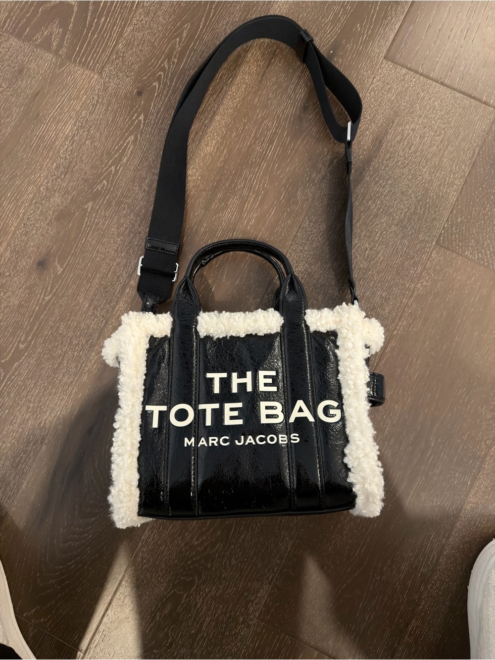 Marc Jacobs Black Tote Bag with Cream Shearling Trim